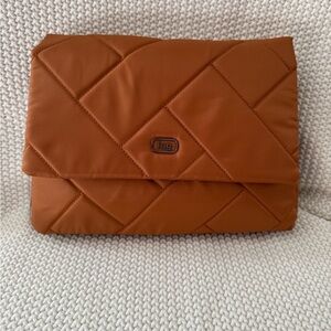 NWT LUG Plie Cappuccino